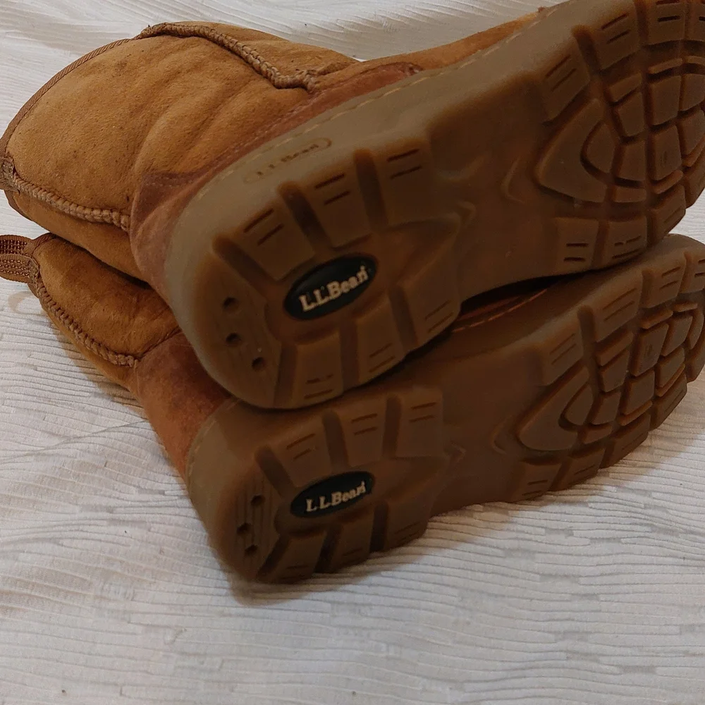 L.L. Bean Tan Suede Winter Boots